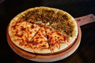 Pizza pour regarder le foot : recettes maison croustillantes