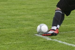 Guide d'équipement football : choisir son matériel de A a Z