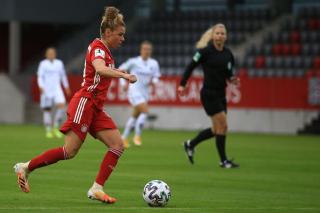 Signer en Coupe du monde pour préparer l'avenir du foot féminin anglais